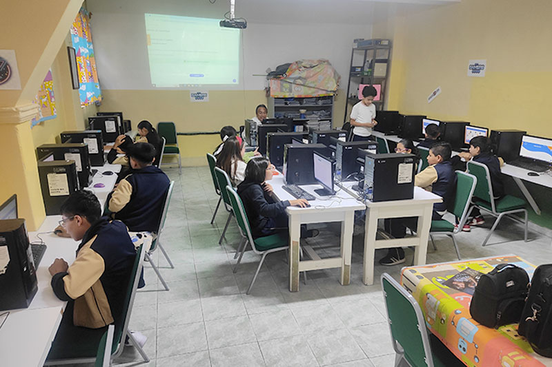 Colegio Josefina María Valencia